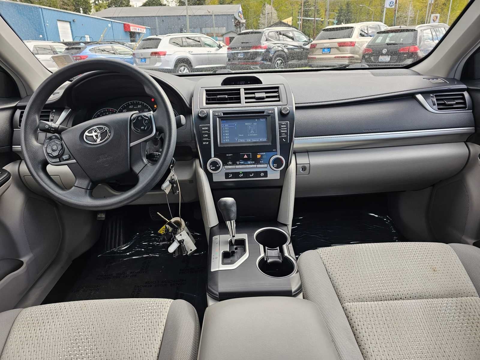 2014 Toyota Camry 4dr Sdn I4 Auto LE *Ltd Avail*